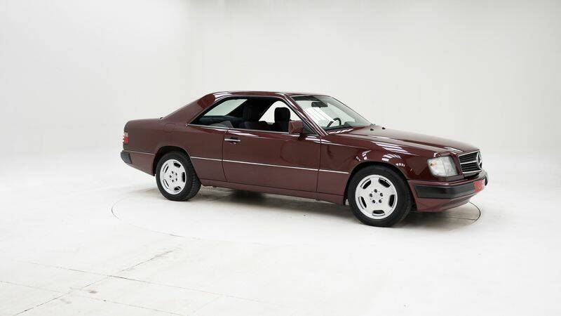 Bild 3/15 von Mercedes-Benz 230 CE (1991)