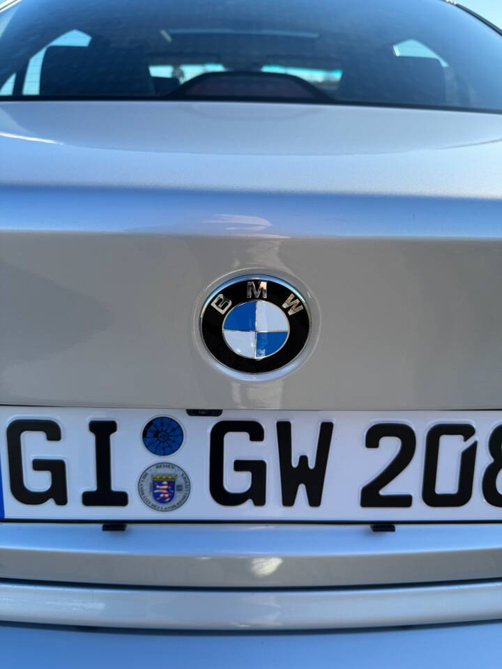 Bild 69/75 von BMW 540i (2001)