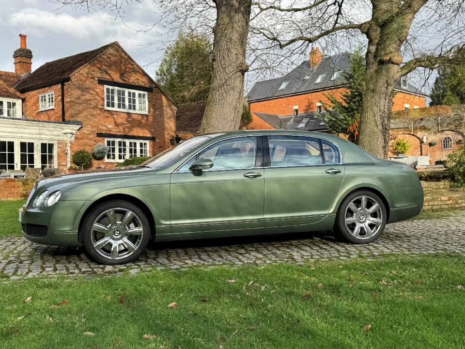 Image 5/28 of Bentley Continental Flying Spur (2007)