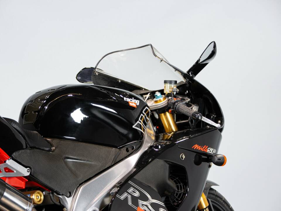 Bild 11/50 von Aprilia RSV 1000 V60 (1999)