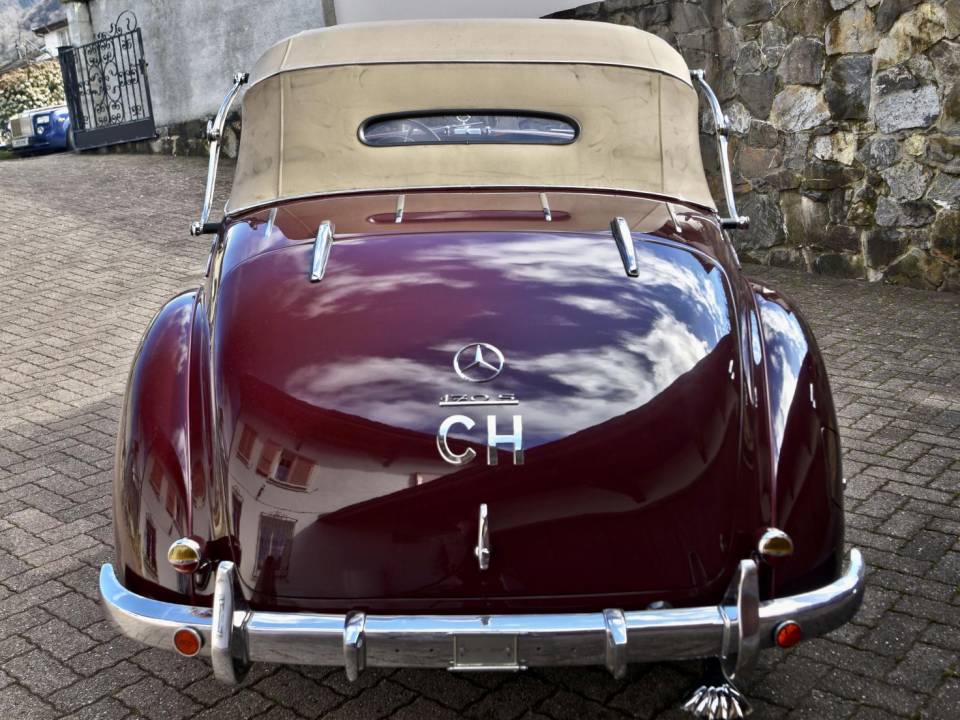 Image 12/49 of Mercedes-Benz 170 S Cabriolet A (1947)