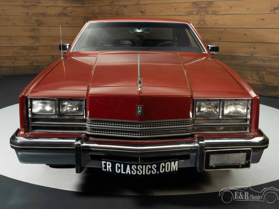 Bild 4/8 von Oldsmobile Toronado (1985)