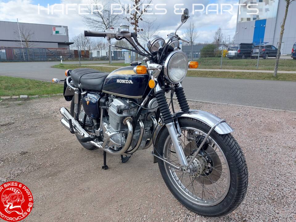 Image 3/35 of Honda CB 750 Four (1976)