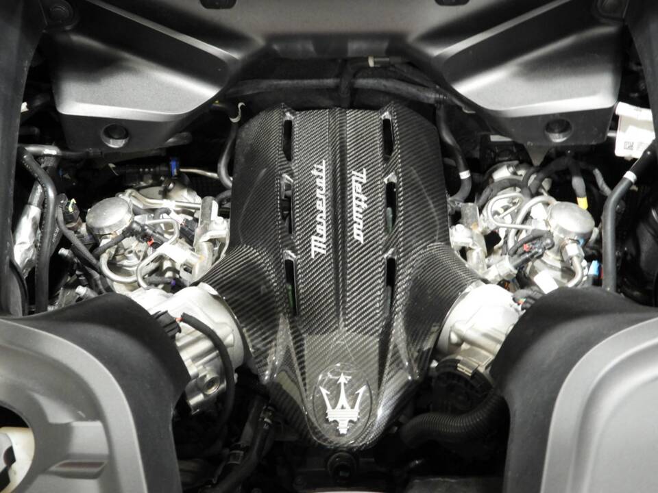 Bild 11/15 von Maserati MC20 (2022)