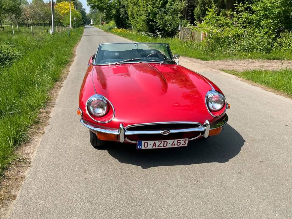 Afbeelding 2/5 van Jaguar E-Type (1971)