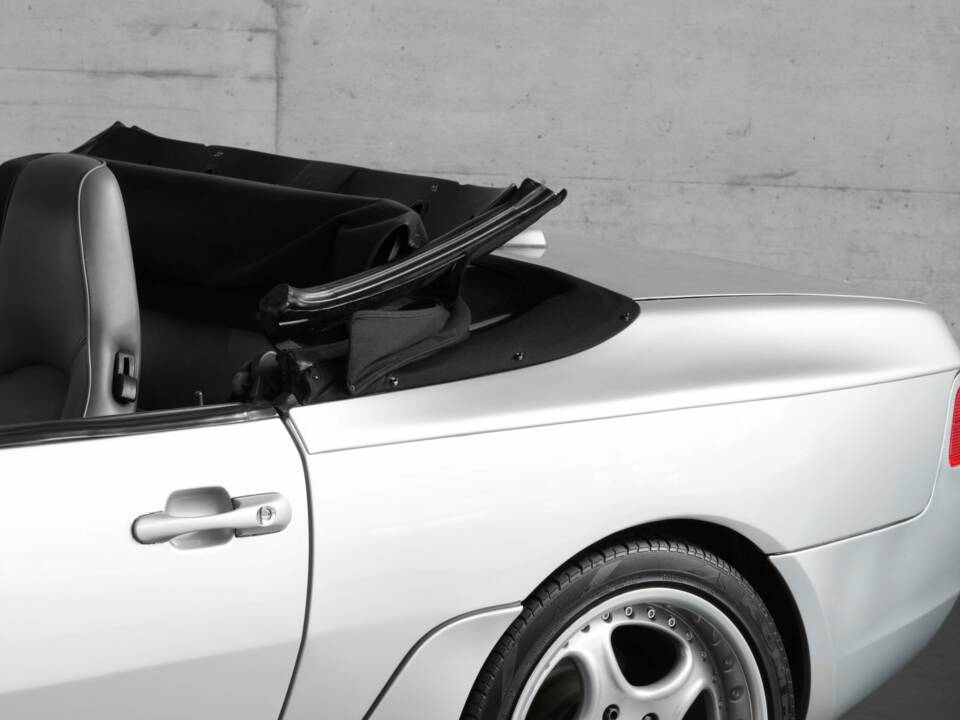 Immagine 40/43 di Porsche 968 (1992)