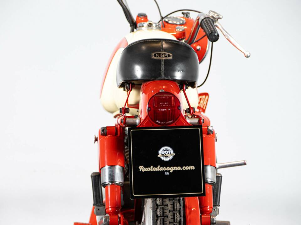 Imagen 13/50 de Gilera DUMMY (1958)