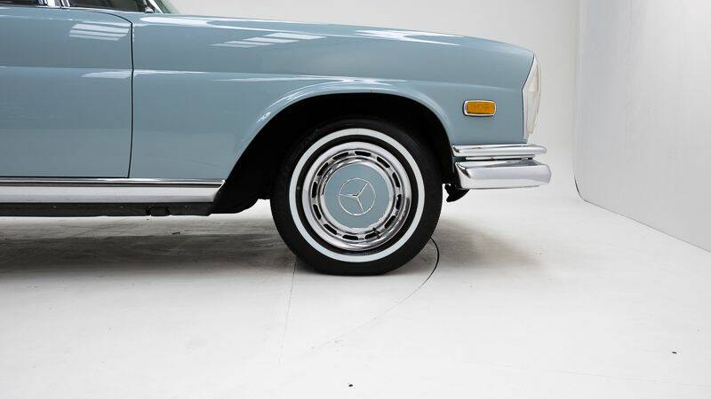 Immagine 10/15 di Mercedes-Benz 280 SE (1968)