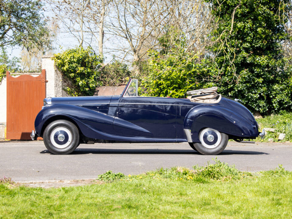 Afbeelding 5/45 van Bentley Mark VI Vanden Plas DHC (1947)