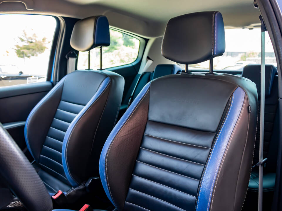 Image 17/40 of Renault Clio Gordini R.S. (2012)