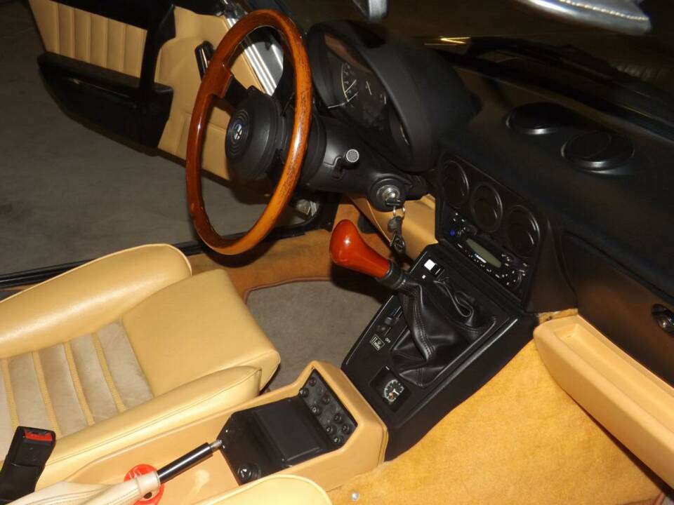 Bild 47/50 von Alfa Romeo 2.0 Spider (1992)