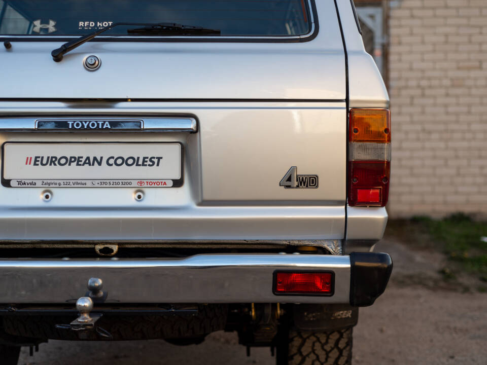 Image 56/100 of Toyota Land Cruiser HJ61 GX (1987)