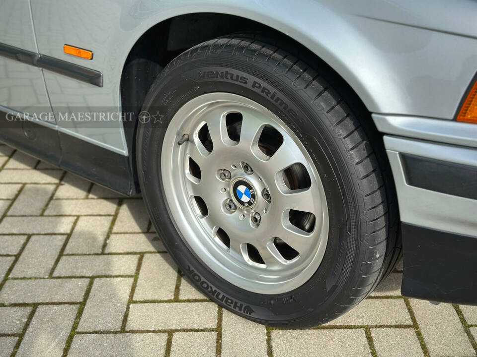 Bild 18/100 von BMW 318is (1996)