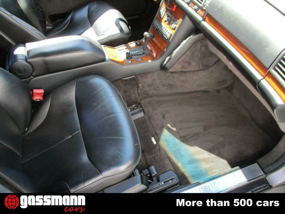 Bild 13/15 von Mercedes-Benz 300 SE (1992)