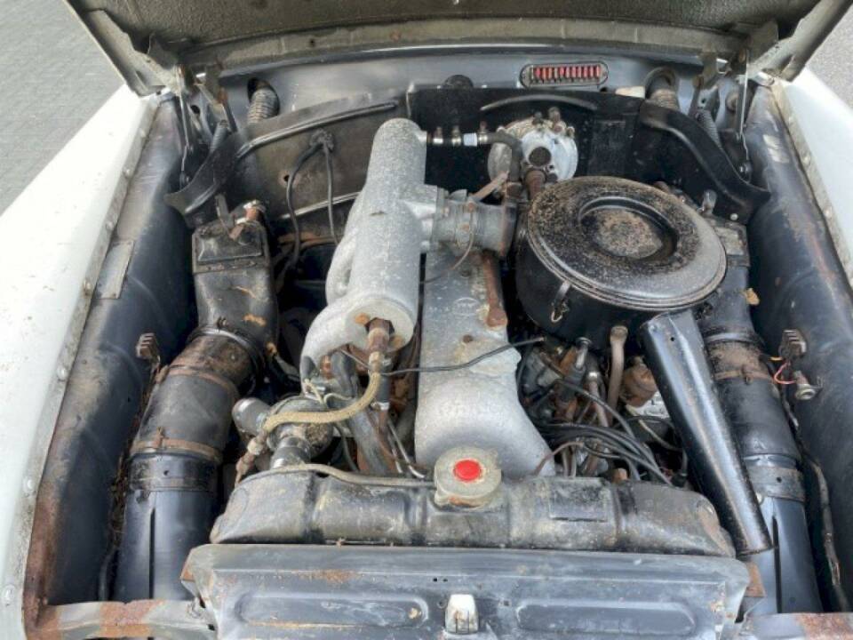 Bild 26/36 von Mercedes-Benz 220 SE (1960)
