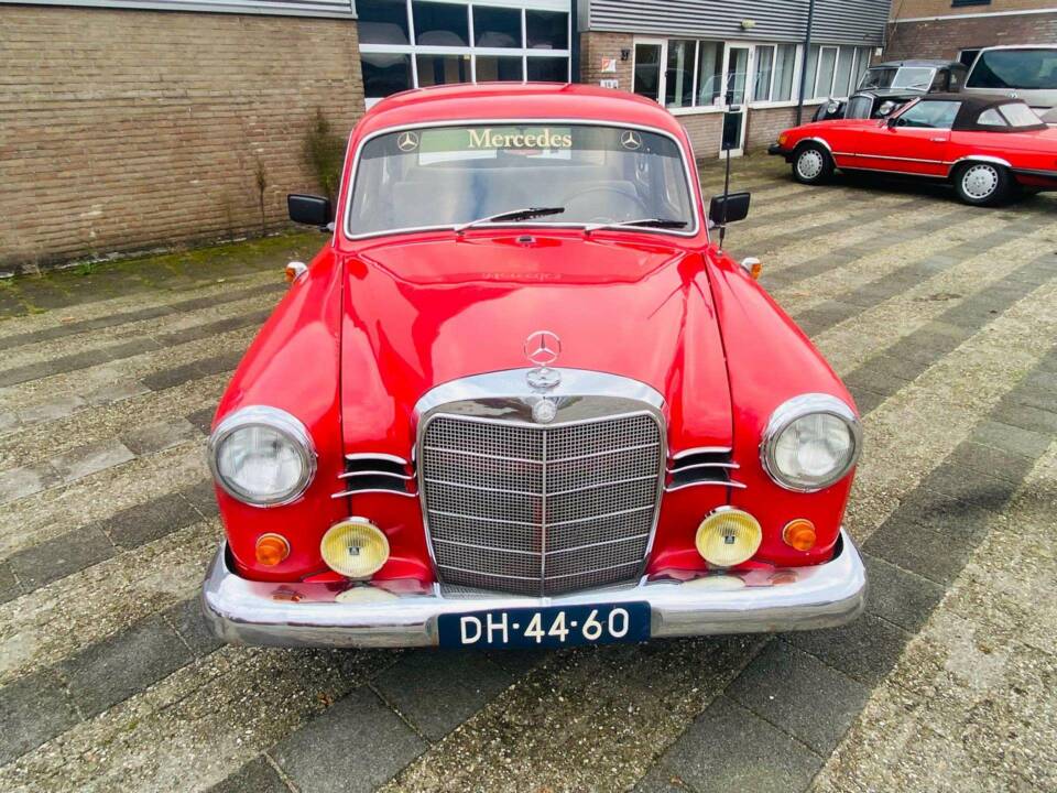 Image 34/50 of Mercedes-Benz 190 Db (1961)