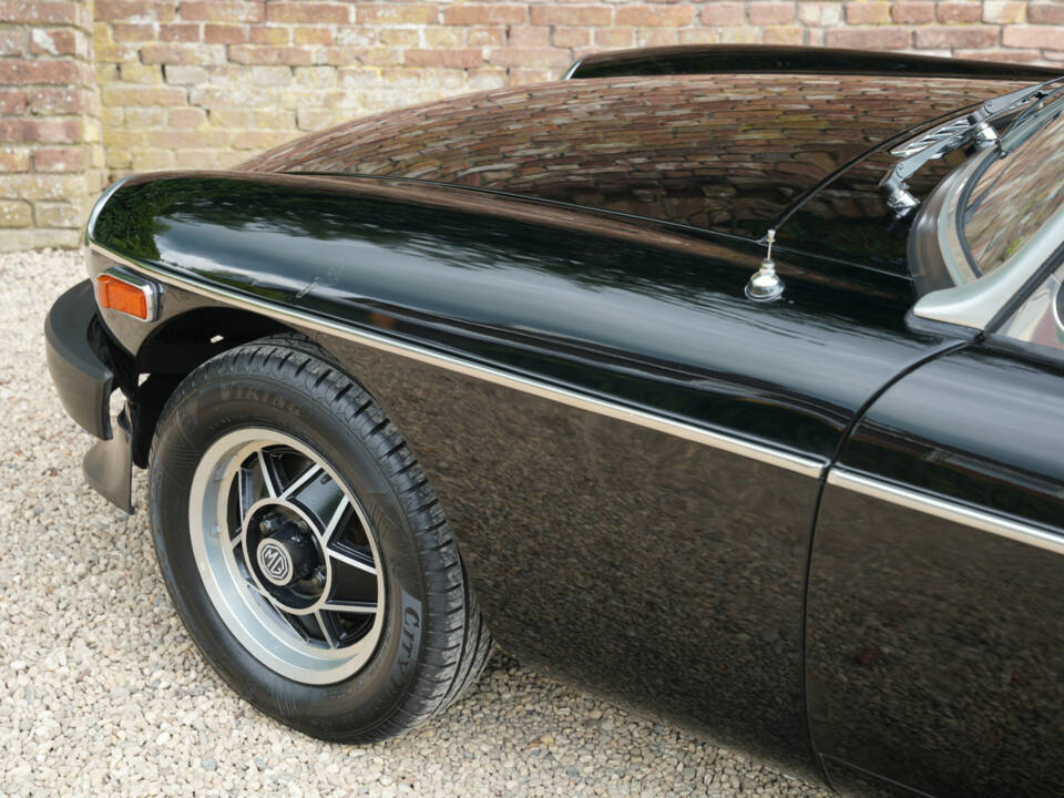 Image 30/50 of MG MGB Limited Edition (1980)