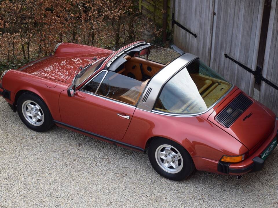 Immagine 10/42 di Porsche 911 2.7 (1977)