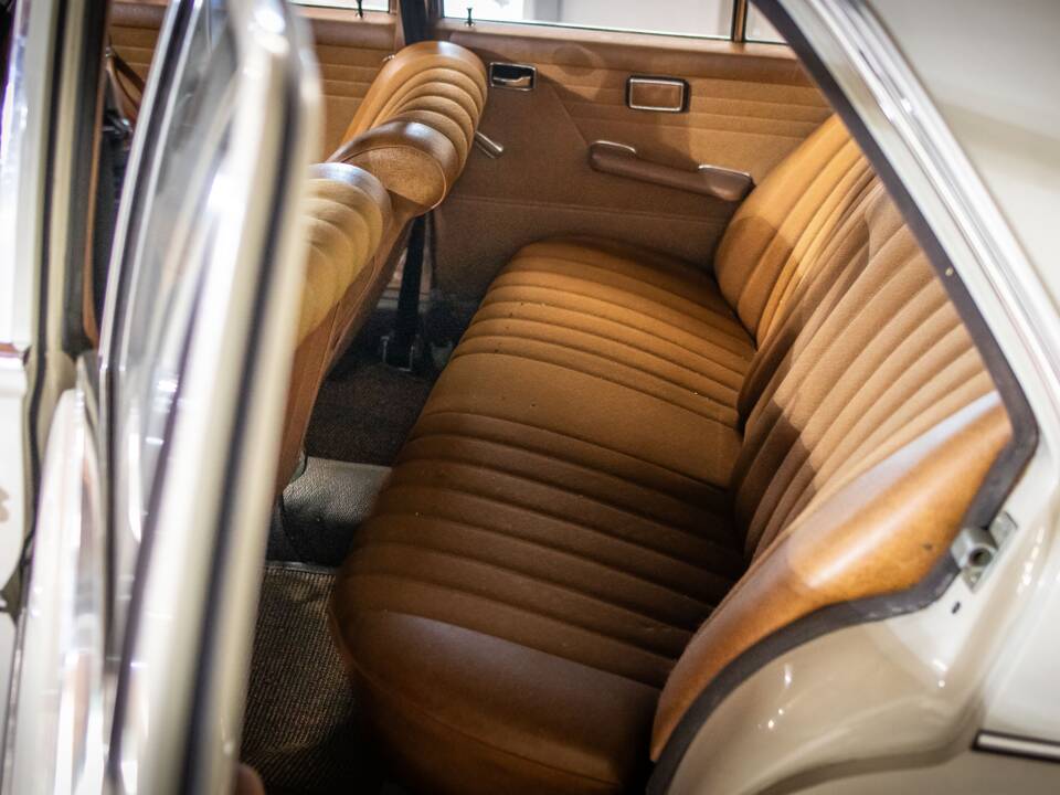 Afbeelding 19/19 van Mercedes-Benz 200 D (1968)