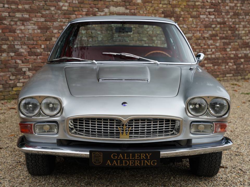 Bild 3/50 von Maserati Quattroporte 4200 (1967)