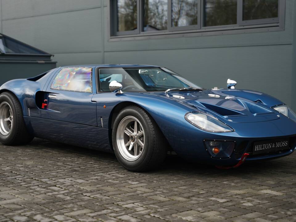 Bild 22/50 von Ford GT40 (2021)