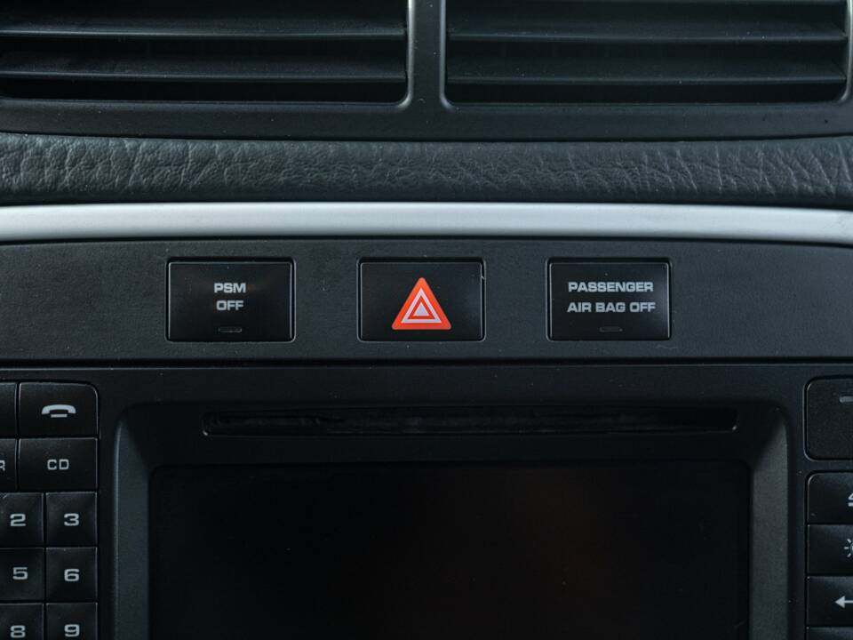 Bild 50/50 von Porsche Cayenne S (2007)