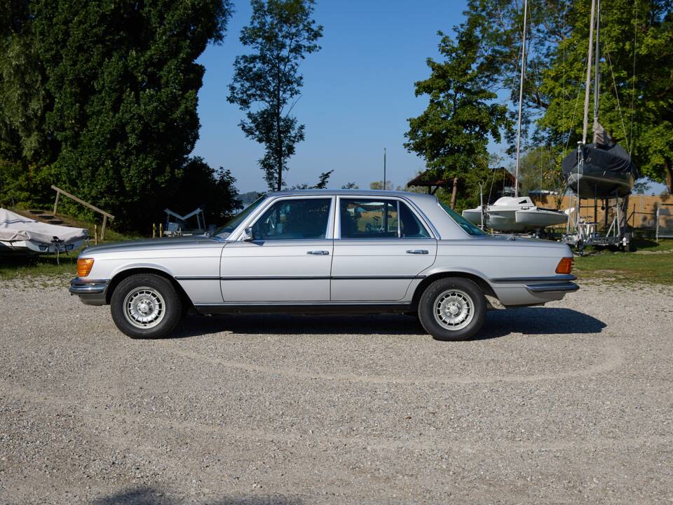 Image 1/25 of Mercedes-Benz 280 SE (1979)