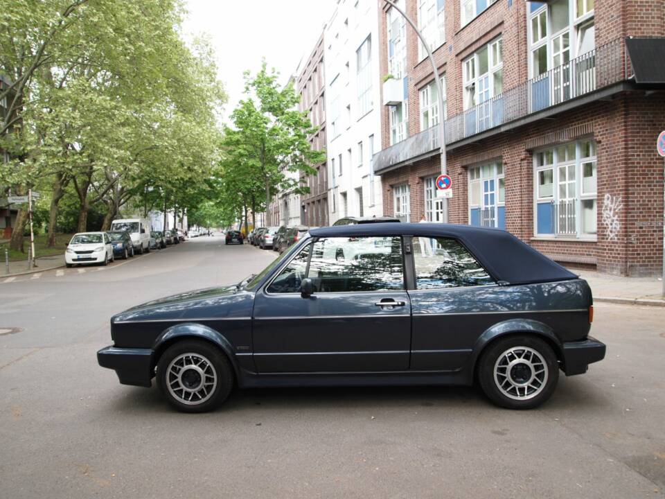 Image 2/148 of Volkswagen Golf Mk I Convertible 1.6 (1988)