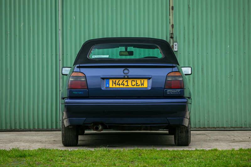Bild 7/50 von Volkswagen Golf III Cabrio 2.0 (1995)