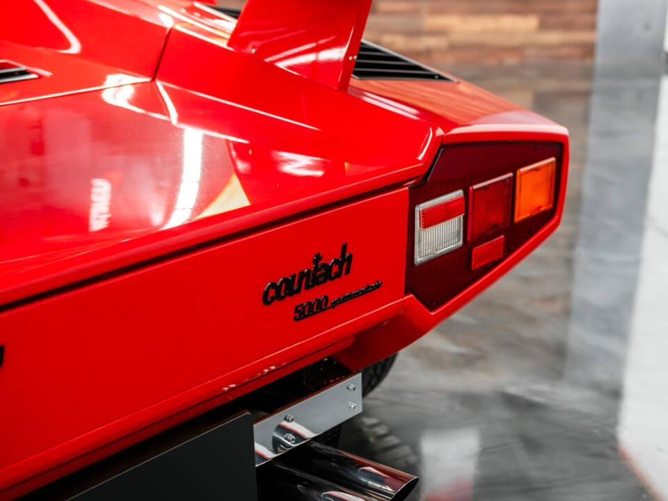 Image 42/50 of Lamborghini Countach LP 5000 S QV (1988)