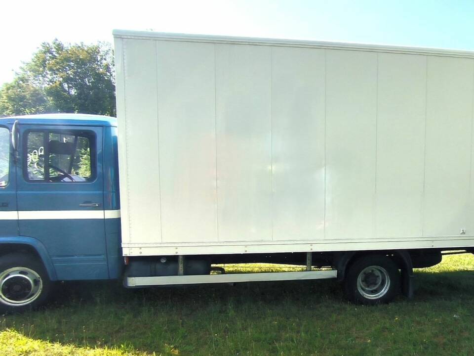 Afbeelding 3/34 van Mercedes-Benz T2 508 D (1980)