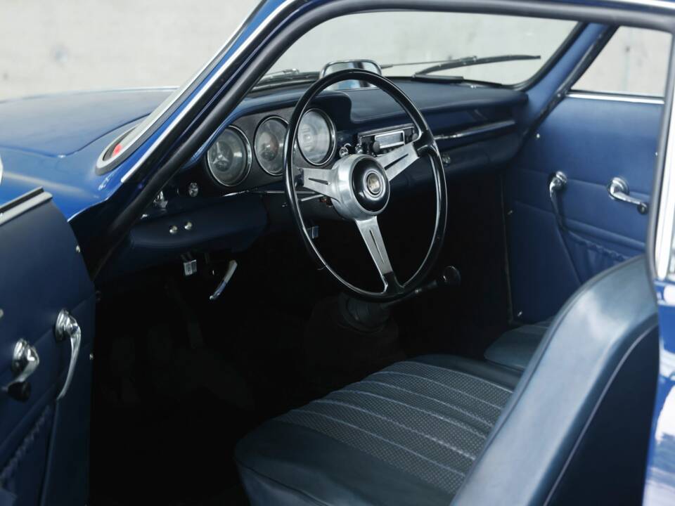 Image 15/50 de Alfa Romeo Giulia 1600 Sprint (1962)
