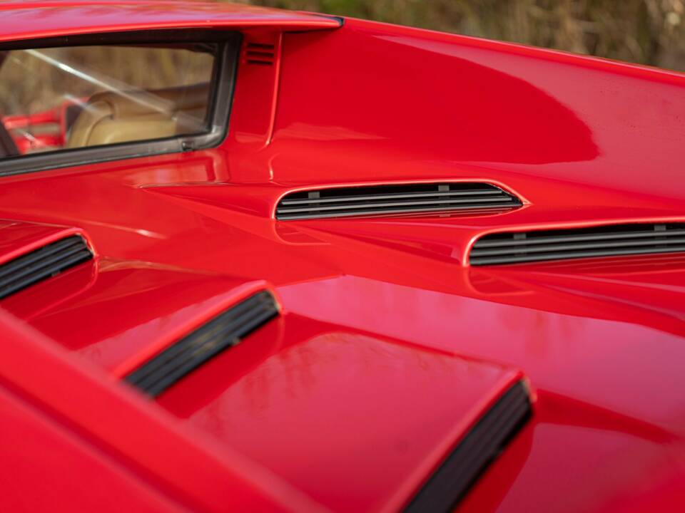 Immagine 38/50 di Lamborghini Diablo VT (1993)