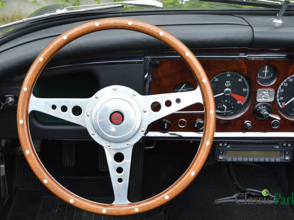 Image 37/50 of Jaguar XK 150 3.8 S DHC (1959)