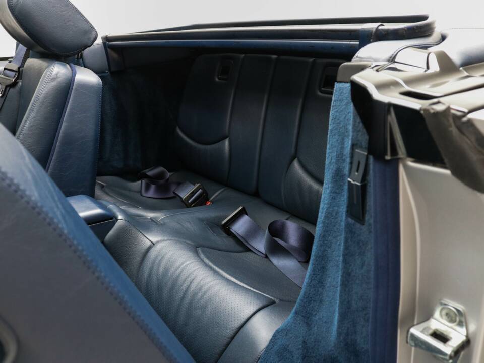 Bild 13/84 von Mercedes-Benz SL 320 (1996)