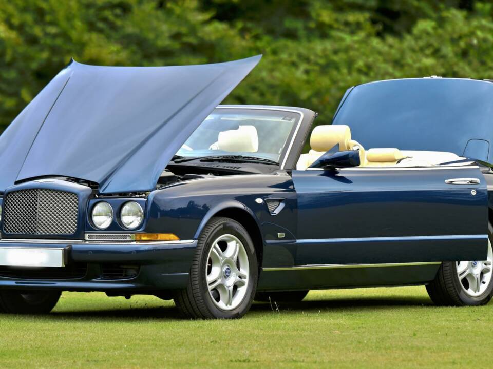 Bild 22/50 von Bentley Azure Mulliner (2003)