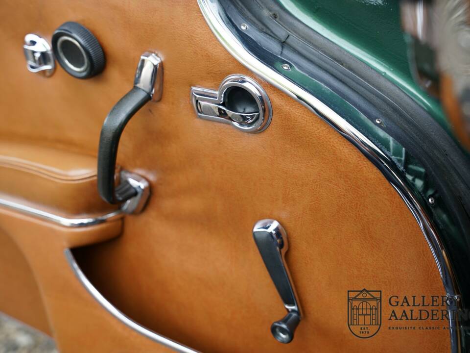 Afbeelding 42/50 van Mercedes-Benz 220 SE b (1964)