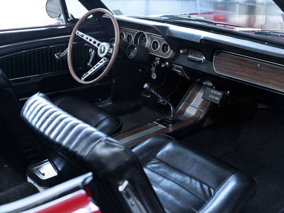 Immagine 31/50 di Ford Mustang 289 (1965)