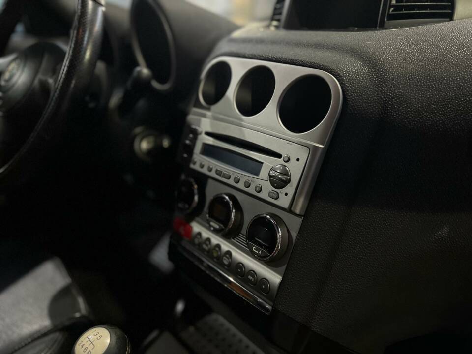 Imagen 34/62 de Alfa Romeo 156 3.2 V6 GTA (2005)