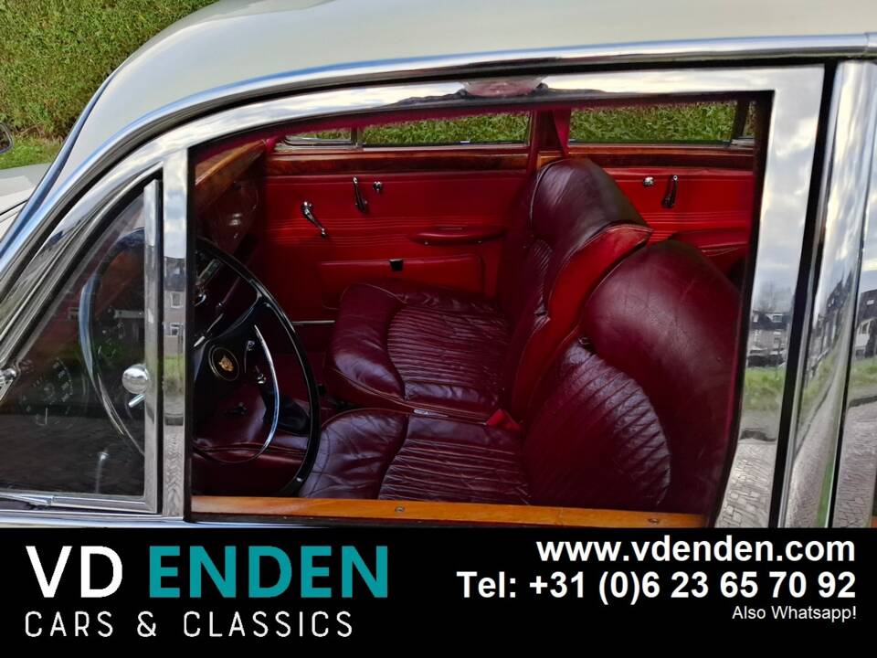 Bild 62/66 von Jaguar S-Type 3.4 (1964)