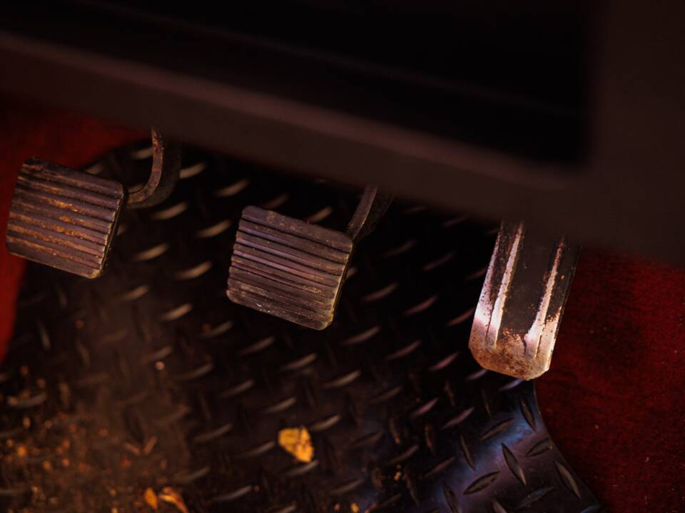 Immagine 42/50 di Volkswagen Golf I GL (1982)