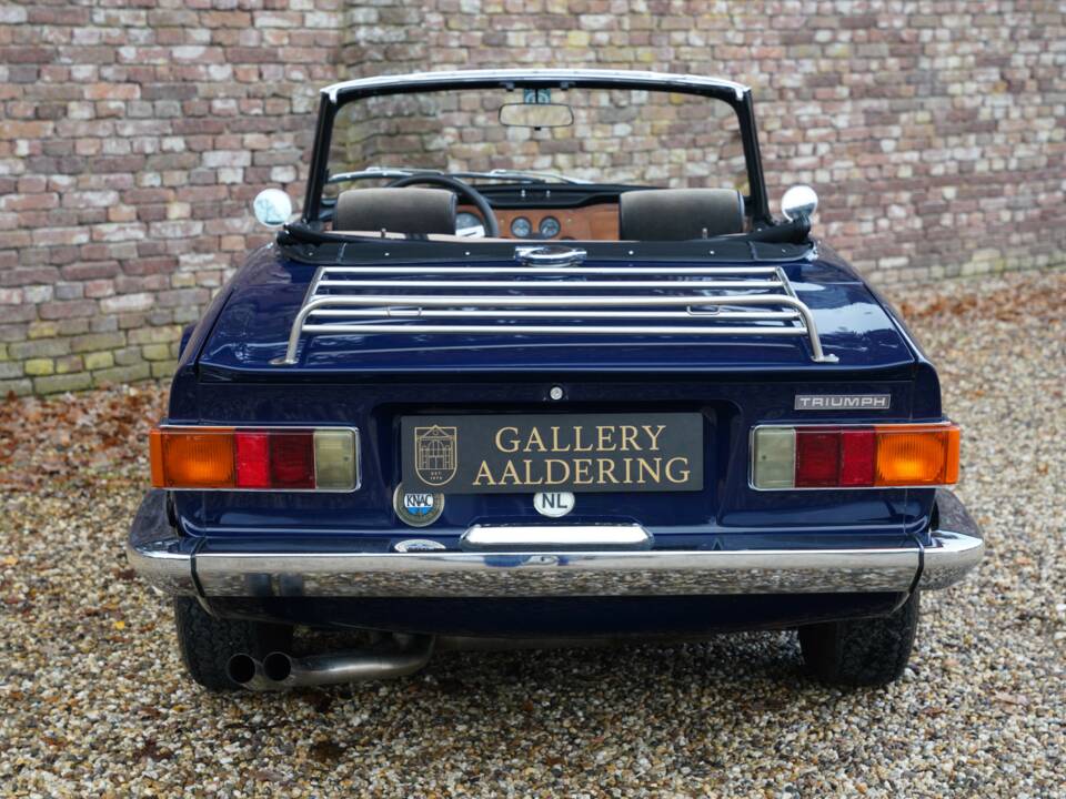 Image 6/50 of Triumph TR 6 PI (1972)