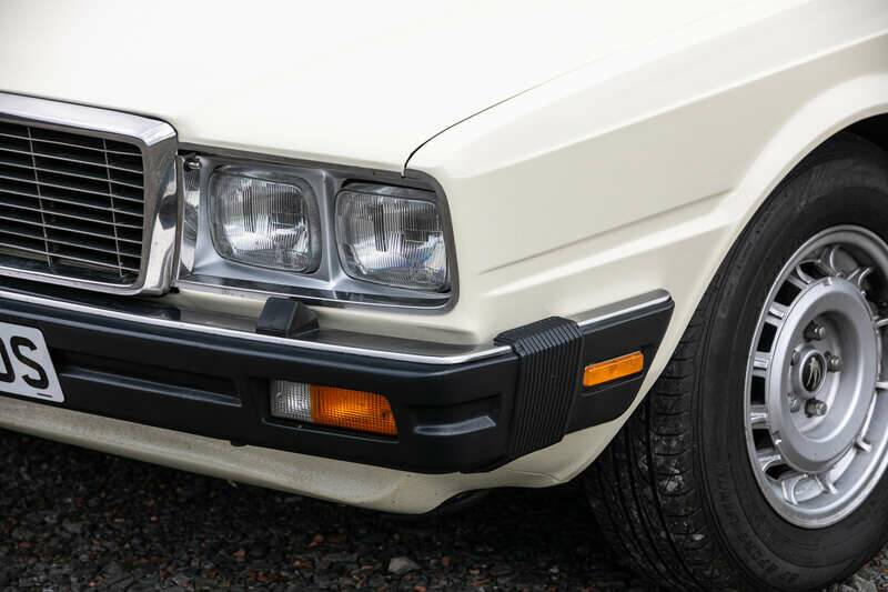 Image 19/38 of Maserati Quattroporte 4900 (1984)