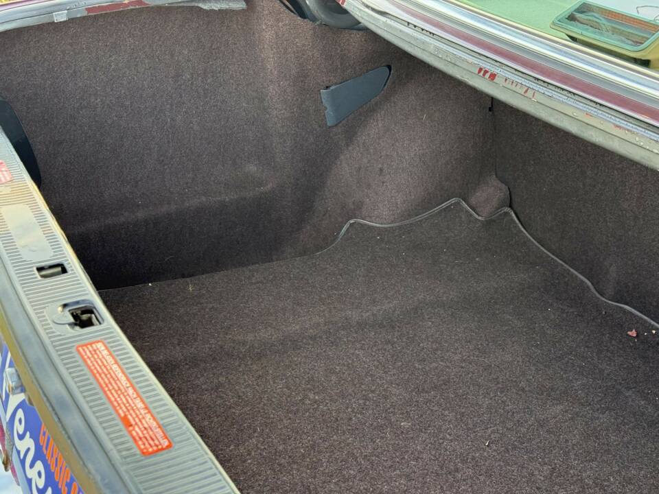 Imagen 19/26 de Mercedes-Benz 300 SDL (1987)
