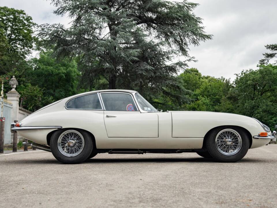 Image 7/50 de Jaguar Type E 3.8 (1963)