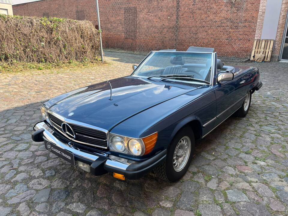 Afbeelding 124/146 van Mercedes-Benz 380 SL (1982)