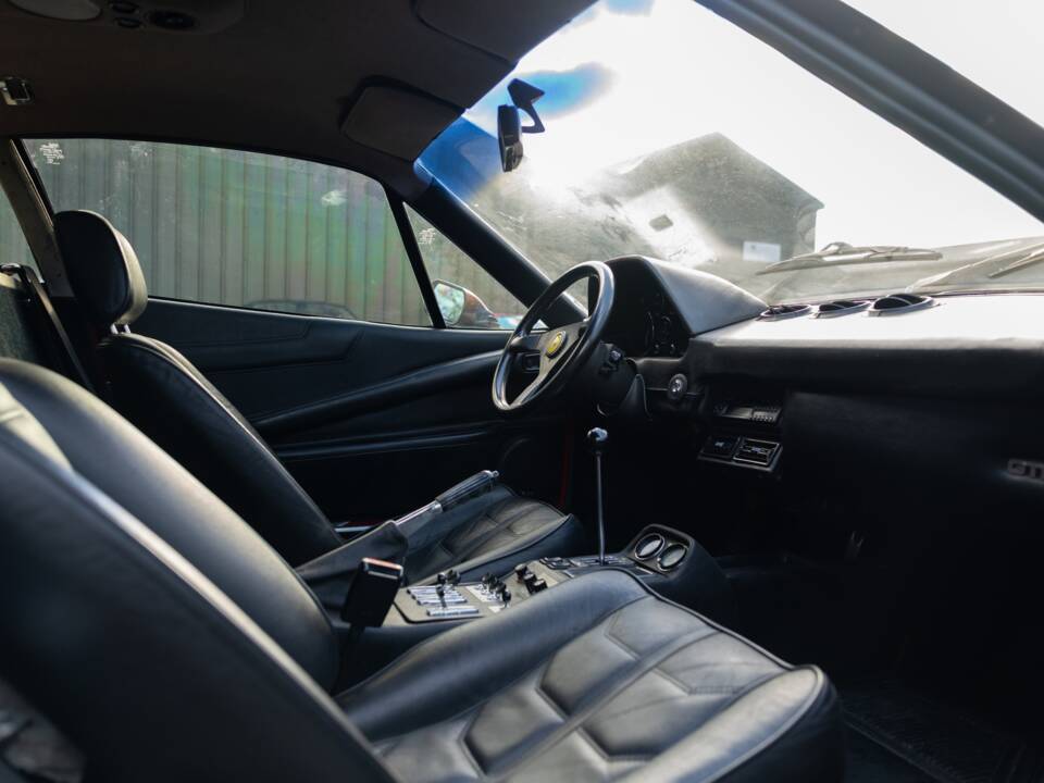 Bild 36/50 von Ferrari 308 GTBi Quattrovalvole (1983)