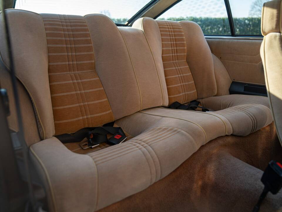 Bild 28/50 von Alfa Romeo GTV 6 2.5 (1981)