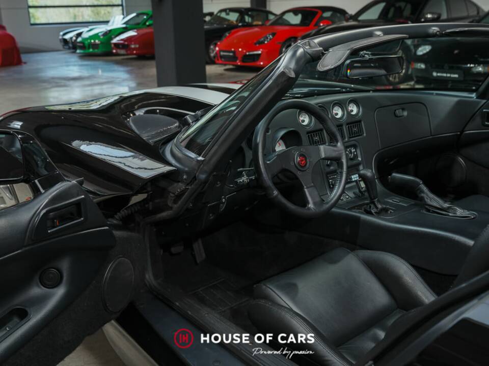 Immagine 17/25 di Chrysler Viper RT/10 (1996)