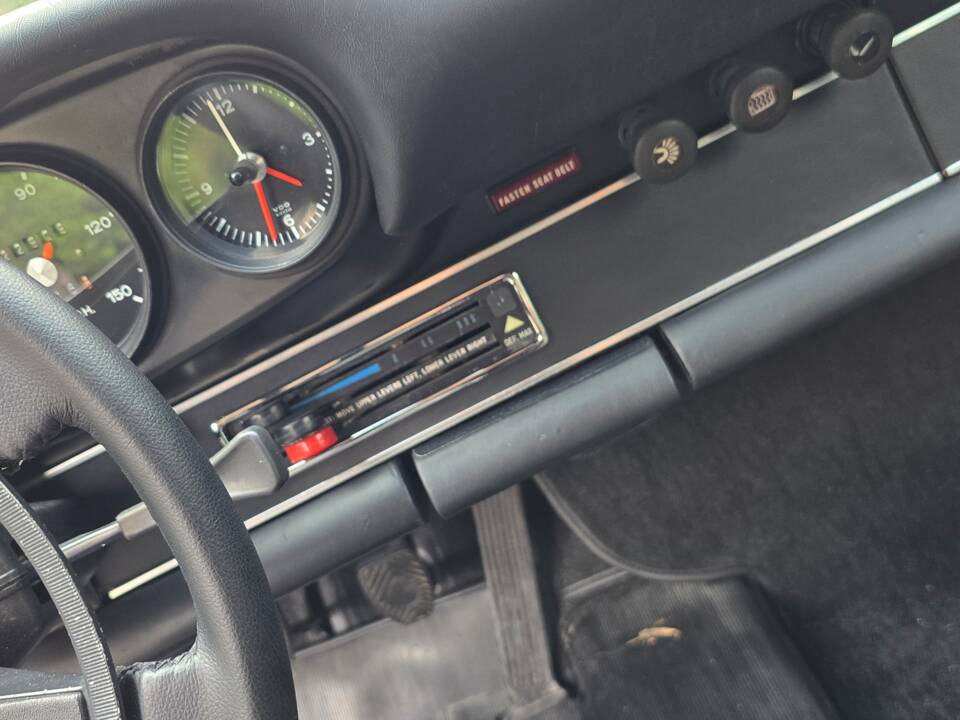 Immagine 33/40 di Porsche 911 2.4 T (1973)